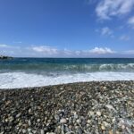 【本当に拾えるの?】富山県のヒスイ海岸で海水浴ついでにヒスイ拾いしてみた